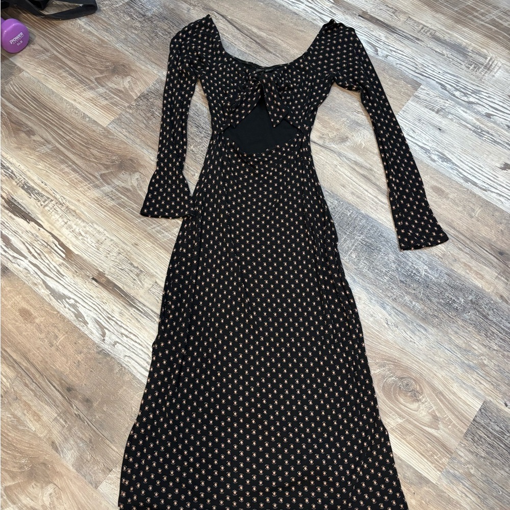 Volcom Black w/Tiny Flower Print Midi Dress with Cutout Detail, Sz S